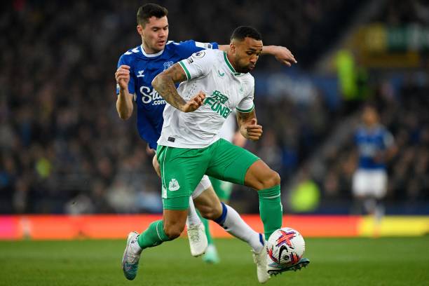 在周中凌晨 在周中凌晨