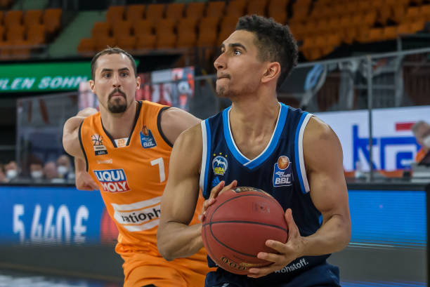 正加速回归 正加速回归